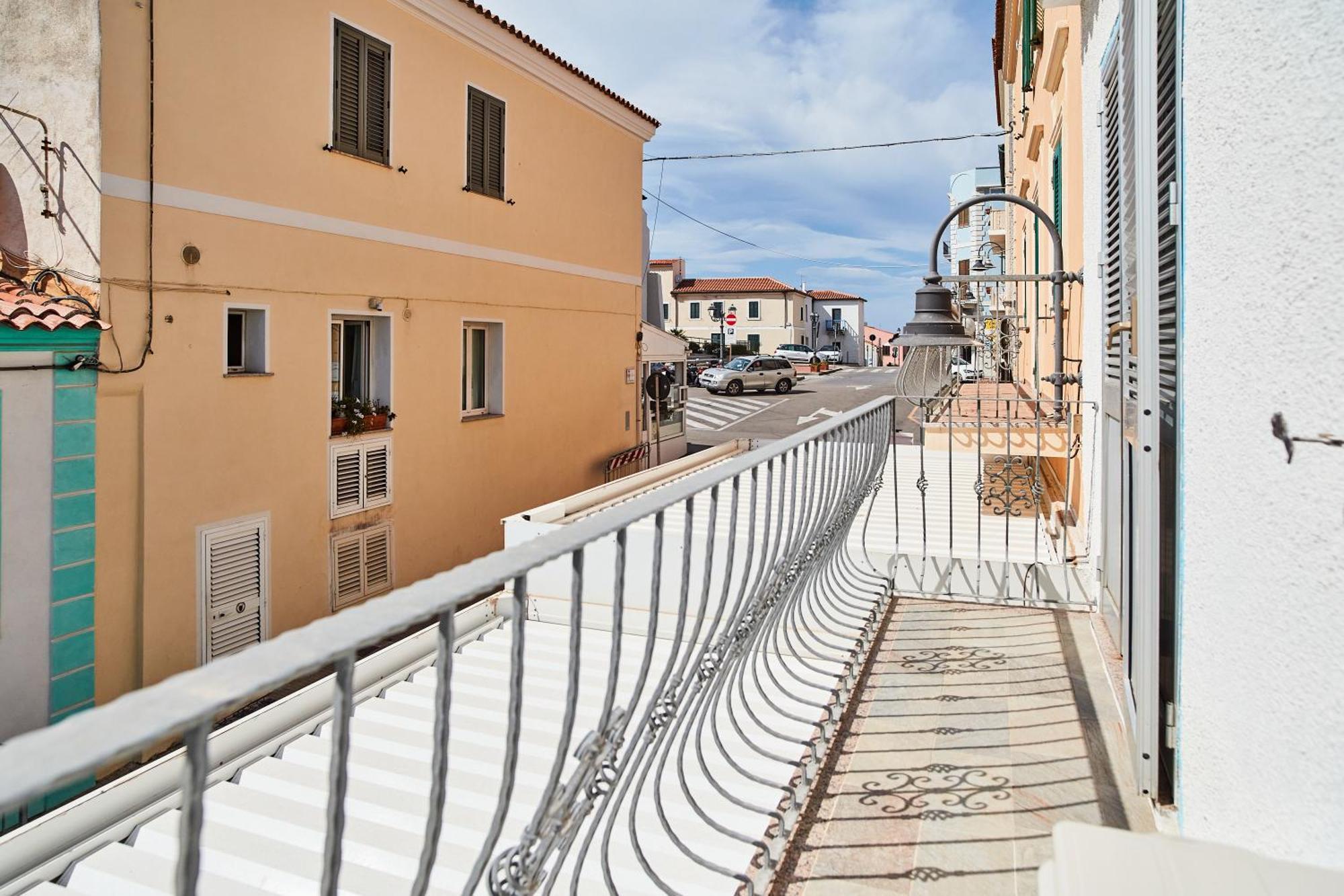 Апартаменты House Giua La Punzesa Санта-Тереза-Галлура Экстерьер фото